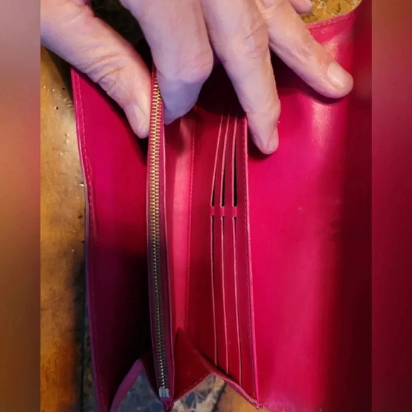 Louis Vuitton Vernis Ikat - Picture 6 of 9